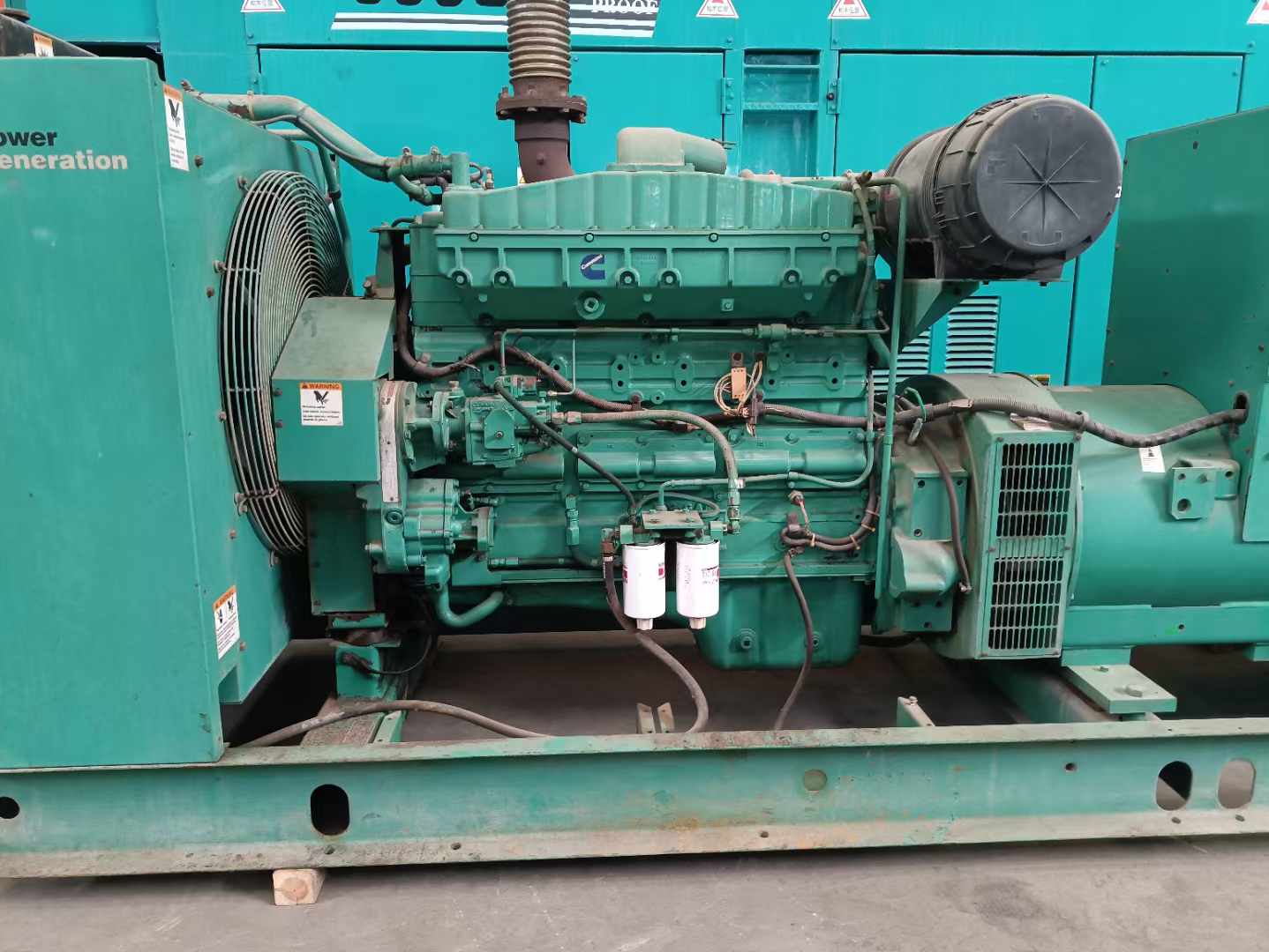 洞口过载会对 600kW 柴油发电机组造成哪些损害?