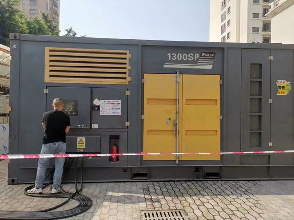 洞口500KW发电机组冬季应该配多大的启动电瓶？
